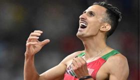 الملك محمد السادس يهنئ سفيان البقالي