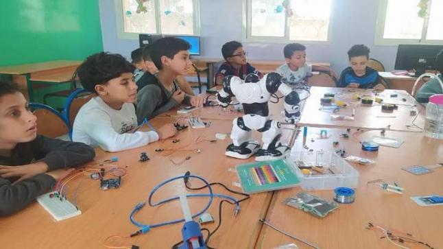 إطلاق مشروع لتعليم الروبوتيك والبرمجيات للتلاميذ بالمؤسسات التعليمية ببركان