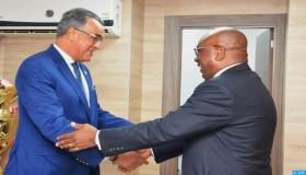 سفير المغرب بكوت ديفوار يبحث مع رئيس الاتحاد الايفواري لكرة القدم الجوانب التنظيمية لكأس إفريقيا للأمم 2023