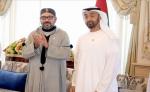 رئيس دولة الإمارات يستقبل الملك محمد السادس مرفوقا بوفد رسمي كبير