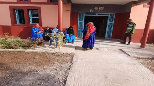 قافلة طبية وتمريضية تحط الرحال بالجماعة الترابية تكموت