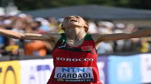 فاطمة كردادي تحتل المرتبة 11 في سباق الماراثون رغم المعاناة