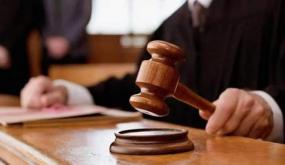 12 سنة لسارقي هاتف لاعبة كرة قدم