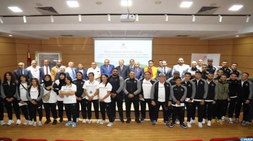 الرباط.. حفل استقبال على شرف المنتخب المغربي للملاكمة المتوج ببطولة إفريقيا بكنشاسا