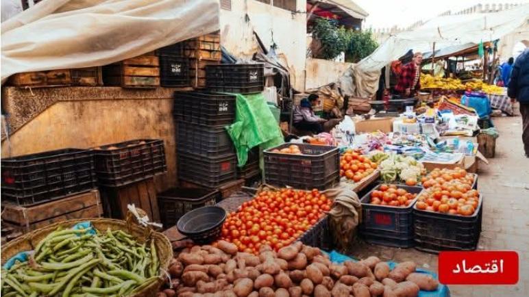 وزارة الداخلية تتوصل بتقارير حول “مستودعات سرية” لتخزين الخضر والفواكه وتهدد بتشديد الرقابة