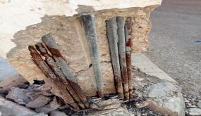 عمود كهربائي يثير مخاوف السكان بمنطقة أوطاط الحاج