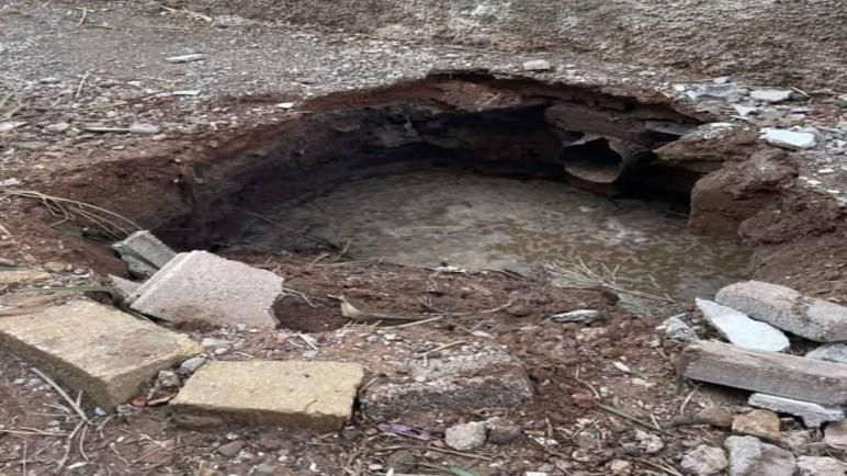 حفرة خطيرة تهدد سلامة المواطنين بحي تمزارت ضواحي ايت ملول