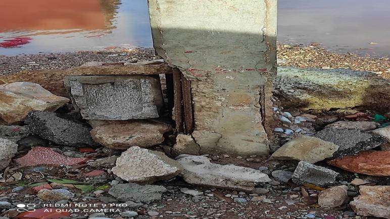 أعمدة كهربائية مهددة بالسقوط تُهدد سلامة وصحة ساكنة أيت ملـول