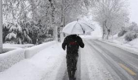 تساقطات مطرية قوية وتساقطات ثلجية ورياح قوية يومي الجمعة والسبت بعدد من مناطق المملكة