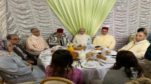 المكتب الجهوي للودادية الحسنية للقضاة بأكادير ينظم حفل إفطار جماعي لفائدة نزلاء مركز حماية الطفولة .