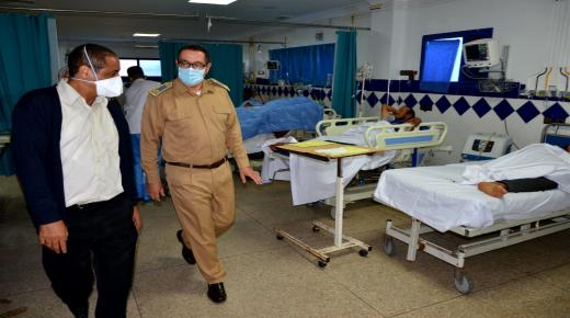 والي جهة سوس ماسة يقف على تتبع ضحايا حادثة طابوكا بالمستشفى الجهوي بأكادير