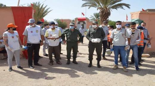 حملات تحسيسية وتوعوية داخل السوق الأسبوعي بأولاد عمران قصد إحترام مسافة الأمان (+صور)