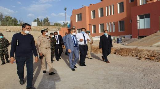 والي الجهة يتفقد التدابير والإجراءات المتخذة لتنظيم عمليات إستقبال المصابين بفيروس كورونا بالمركز الإستشفائي الجهوي لبني ملال