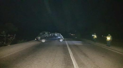 إنقلاب سيارة يودي بحياة طفل ويرسل والده إلى المستشفى بشيشاوة