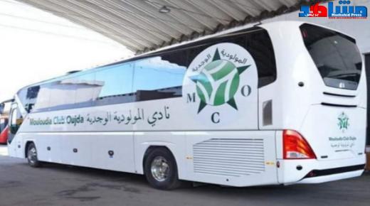 حافلة الخاصة بفريق مولودية وجدة تتعرض لحادثة سير بطنجة