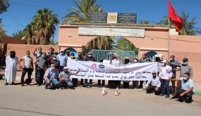 طاطا: نقابات وأساتذة يعتصمون بالمديرية الإقليمية لهذا السبب