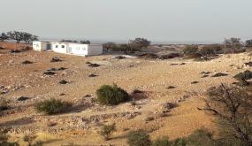 الروائح الكريهة تزكم أنوف تلاميد مدرسة ابتدائية بجماعة تيدزي اقليم الصويرة