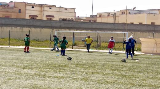 تأسيس أول فريق نسوي لكرة القدم بمدينة سيدي بنور