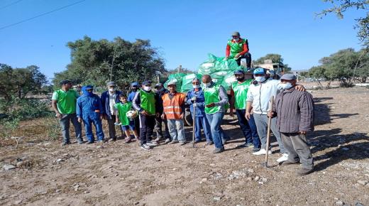 فعاليات جمعوية وازنة بأيت ملول تنظم نشاط بيئي تحت شعار:”الحفاظ على الموروث البيئي رافعة أساسية للتنمية الحقيقية”