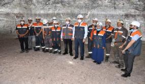 وزير الطاقة والمعادن والبيئة “عزيز رباح” في زيارة ميدانية لمنجم الملح المحمدية