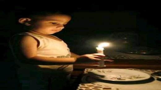 ” ساكنة دوار الكدارة ولاد الصغير بجماعة سيدي الكامل تعاني في صمت من انقطاع التيار الكهربائي