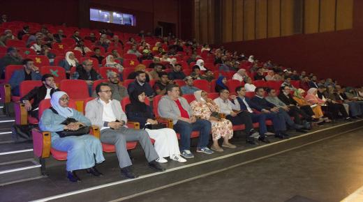 الجماعة الترابية لايت ملول والمركز الثقافي وبتعاون مع الوكالة الوطنية لانعاش الشغل والكفاءات ينظمون لقاء تواصليا حول برنامج “اوراش”لفائدة ممثلي الجمعيات والتعاونيات بايت ملول