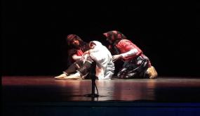 لحظات ماتعة ممتعة مع العرض المسرحي “حمو اونمير” بالمركز الثقافي لتارودانت