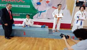 لاعبة الكاراتيه ملاك الدبوز تهدي طنجة ميدلية ذهبية في بطولة المغرب للكاراتيه تباري