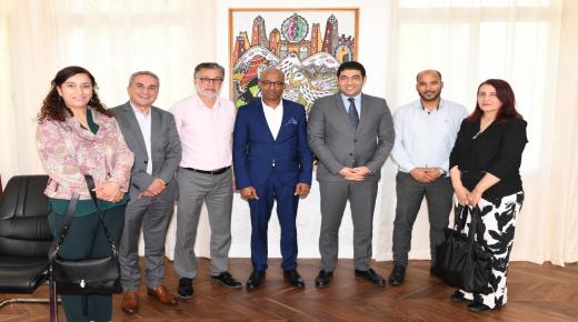 الوزير المهدي بنسعيد يستقبل وفدا عن شبكة المقاهي الثقافية بالمغرب
