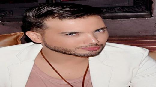 تشكيلة الصيف والشاطئ 2022 من تصميم العالمي المغربي “Simon dorient”