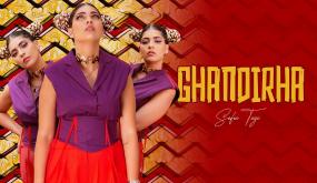 المؤثرة صافية التازي تصدر جديدها الفني بعنوان « غنديرها »