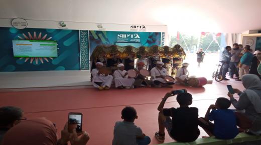 فعاليات المعرض الدولي للمنتوجات المحلية الفلاحية باكادير تتواصل لليوم الثالث على التوالي