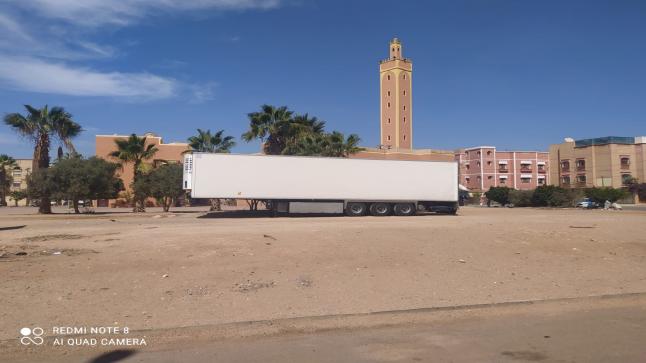 ساكنة ادميم بايت ملول تراسل المسؤولين بسبب ضجيج الشاحنات الكبيرة