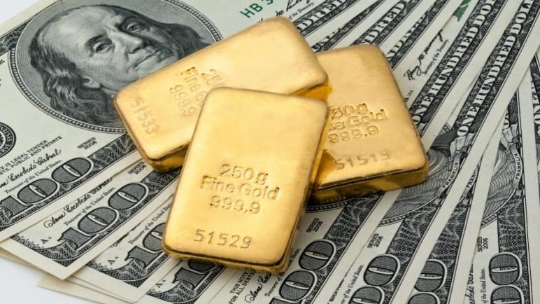 الدولار يسجل ارتقاع قياسي والذهب يهبط إلى أدنى مستوى منذ 2020