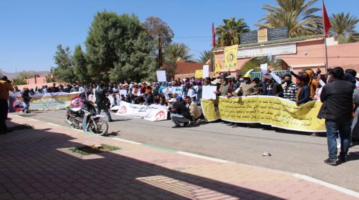 طاطا: نقابة تعليمية تُطالب النيابة العامة بفتح تحقيق حول شبهات إسناد تكاليف التدريس مقابل “الجنس والمال” – بيان –