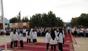 ثانوية الفردوس الإعدادية تحتفل بأطرها التربوية و الإدارية