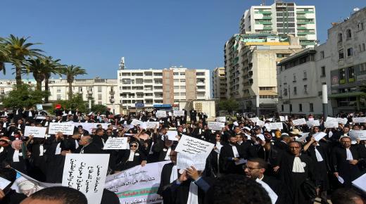 قرارات وزير العدل تشل المحاكم بالممكلة وتثير غضب مختلف الهيئات