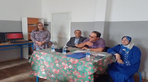 ندوة بعنوان “المسيرةالخضراء/المجد الخالد” شهدها رحاب مركز التكوين التأهيلي النسوي سيدي بنور