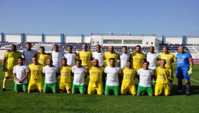 شهد ملعب أحمد شكري بالزمامرة مباراة تكريمية بين قدماء لاعبي النهضة الرجاء البيضاوي