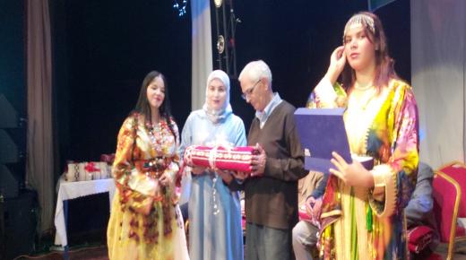 جماعة الخميسات تحتفي بالعديد من الأطر الثقافية بدار الشباب