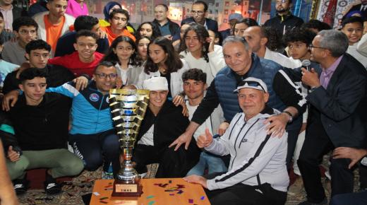 النادي البلدي للسباحة بالدشيرة الجهادية يعتلي الريادة وطنيا بالفوز ببطولة المغرب للترياثلون.