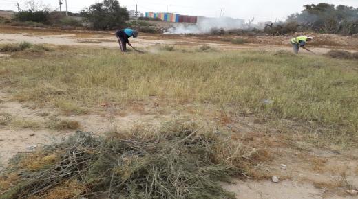 جمعيات المجتمع المدني بالمزار ضواحي ايت ملول تنخرط في حملة نظافة المصلى