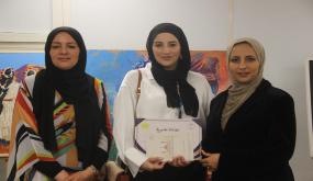 الفنانة التشكيلية وفاء الرحموني تبدع من خلال «Miroir Miroir /Mogador /Fougur