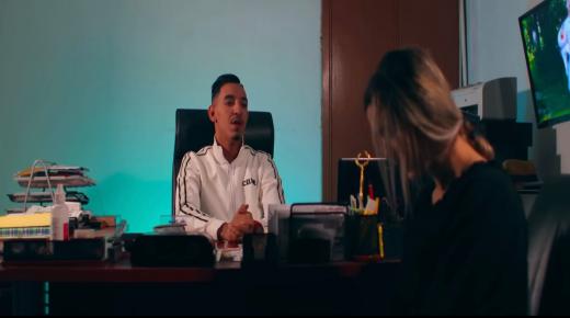 بالصور والفيديو..سيمو بلادي يطلق كليب “سكتي عليا” في رسالة لحبيبته