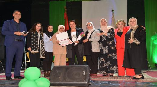 حفل تكريمي ناجح لفائدة فعاليات نسائية مميرة بالدشيرة الجهادية.
