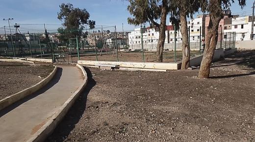 غيابُ المساحاتِ وَفضاءاتِ الطفلِ بسطات: قصورٌ يُهدِّدُ مستقبلَ الأجيالِ