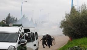 مواجهات عنيفة بين الأمن وساكنة دوار تكني خلال هدم منازل عشوائية بمولاي عبد الله باقليم الجديدة