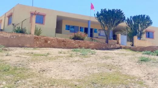 ساكنة جماعة مشرع حمّادي قيّادة أحواز العيون الشرقية تُصّعّد …