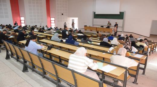 “مباراة توظيف جماعية بأيت ملول: نزاهة إدارية وخطوة لتعزيز الكفاءات المحلية”