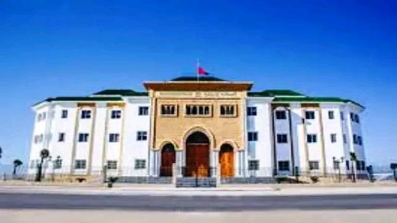 النيابة العامة تحيل اثنين من مهاجمي حي النهضة بالقصر الكبير على السجن بعد تمديد الحراسة النظرية